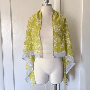 Green Floral Print Scarf / Wrap